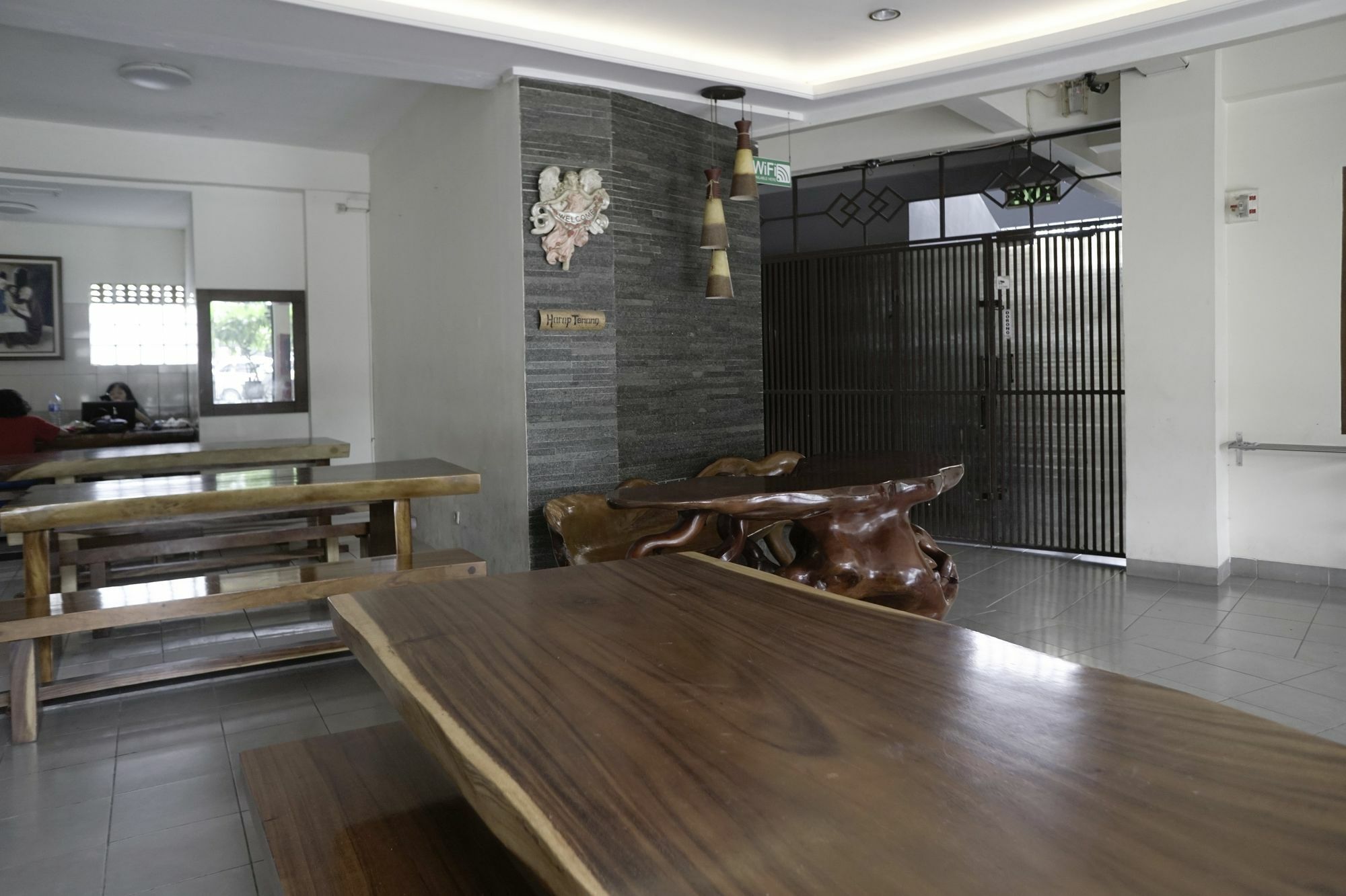 Reddoorz Plus @ Ciumbuleuit Area Bandung Zewnętrze zdjęcie