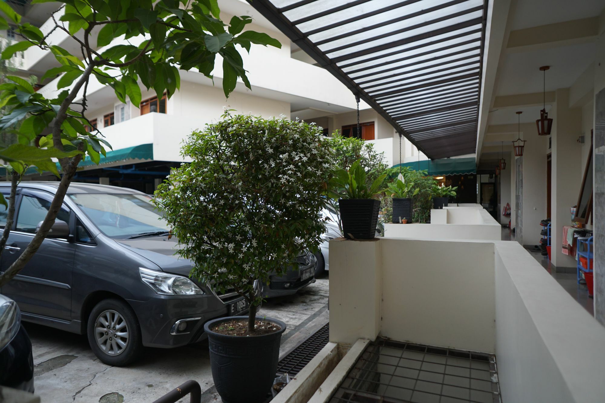 Reddoorz Plus @ Ciumbuleuit Area Bandung Zewnętrze zdjęcie