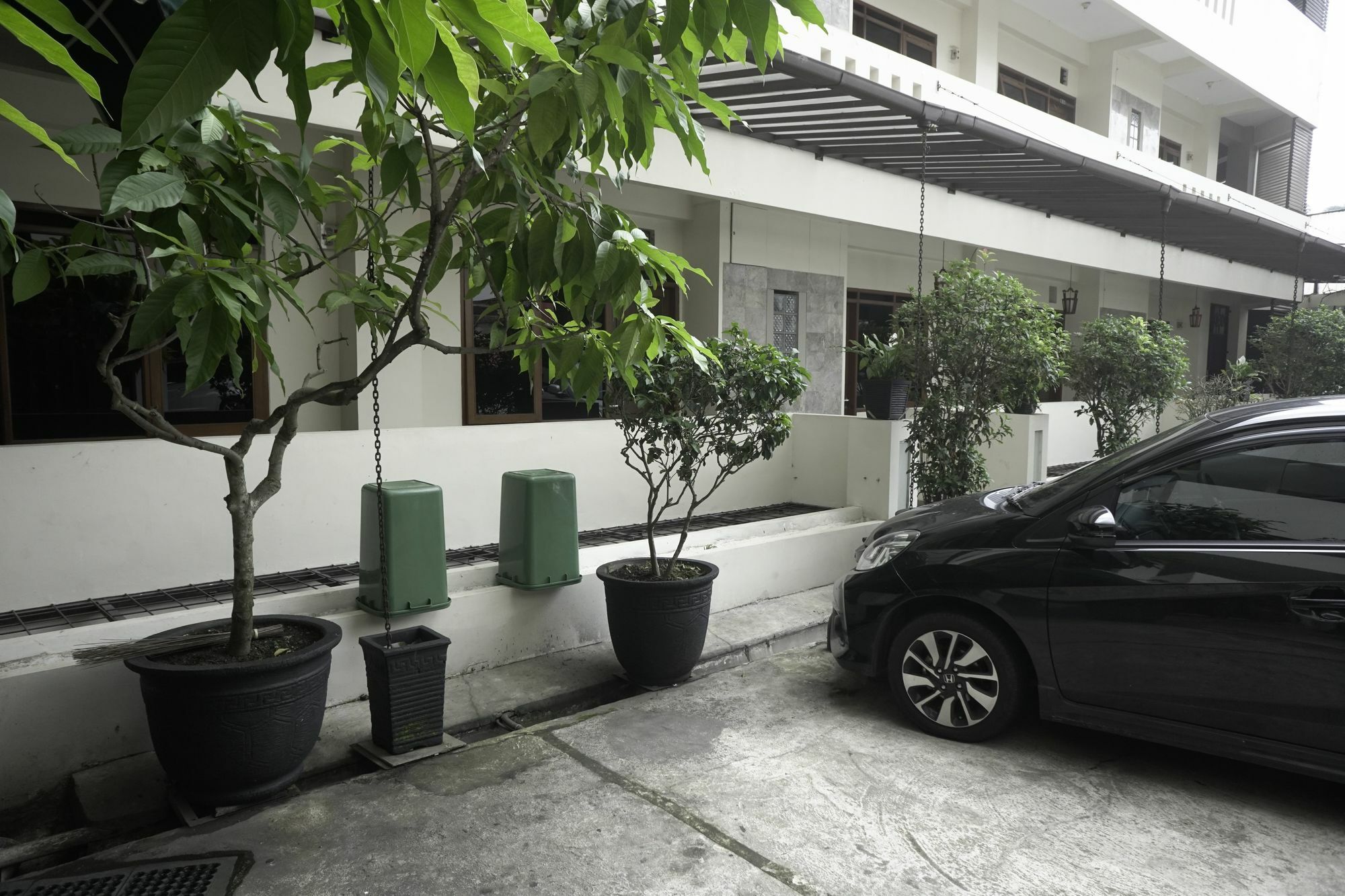 Reddoorz Plus @ Ciumbuleuit Area Bandung Zewnętrze zdjęcie